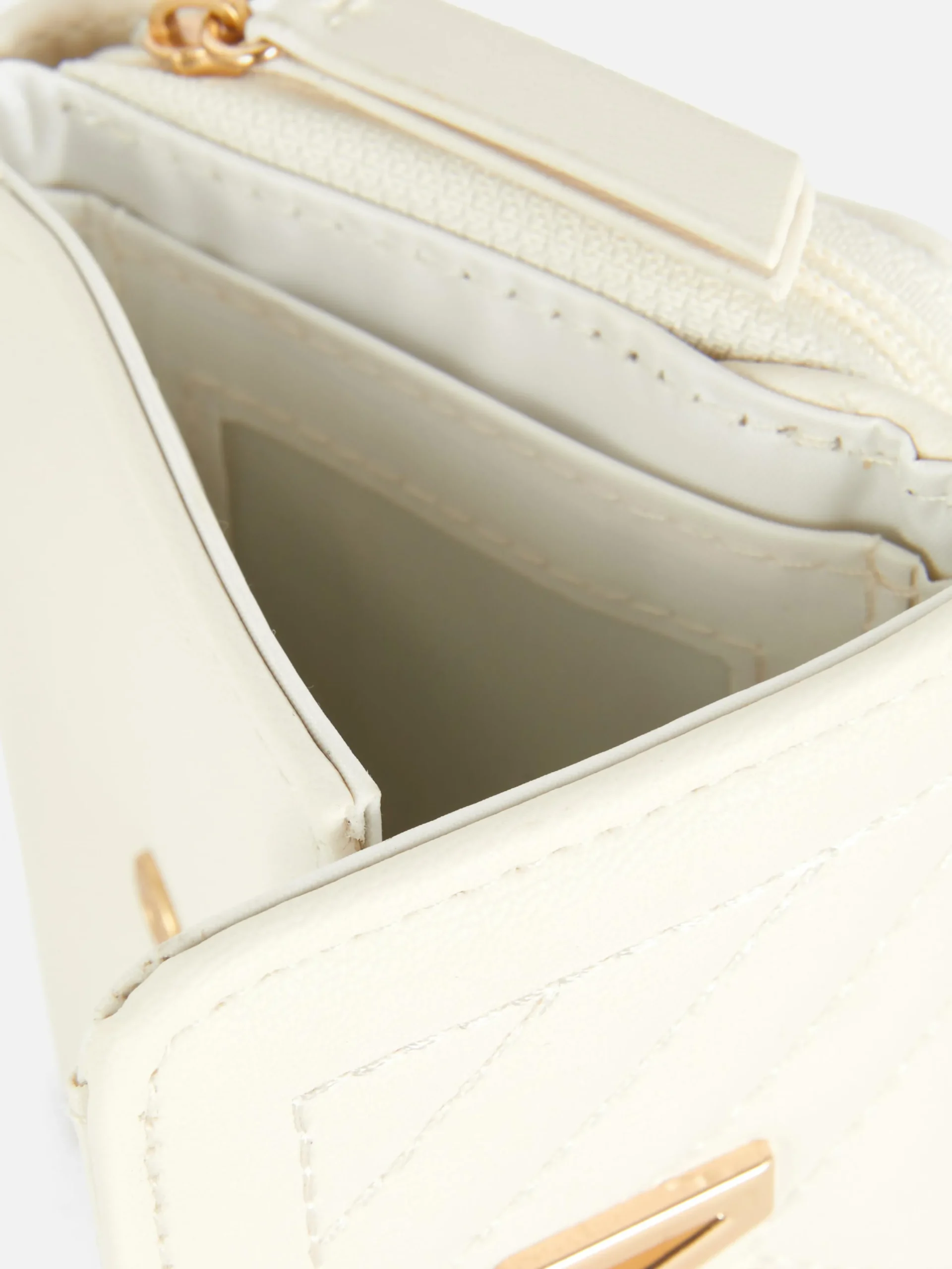 Bolsa Acolchoada Inicial