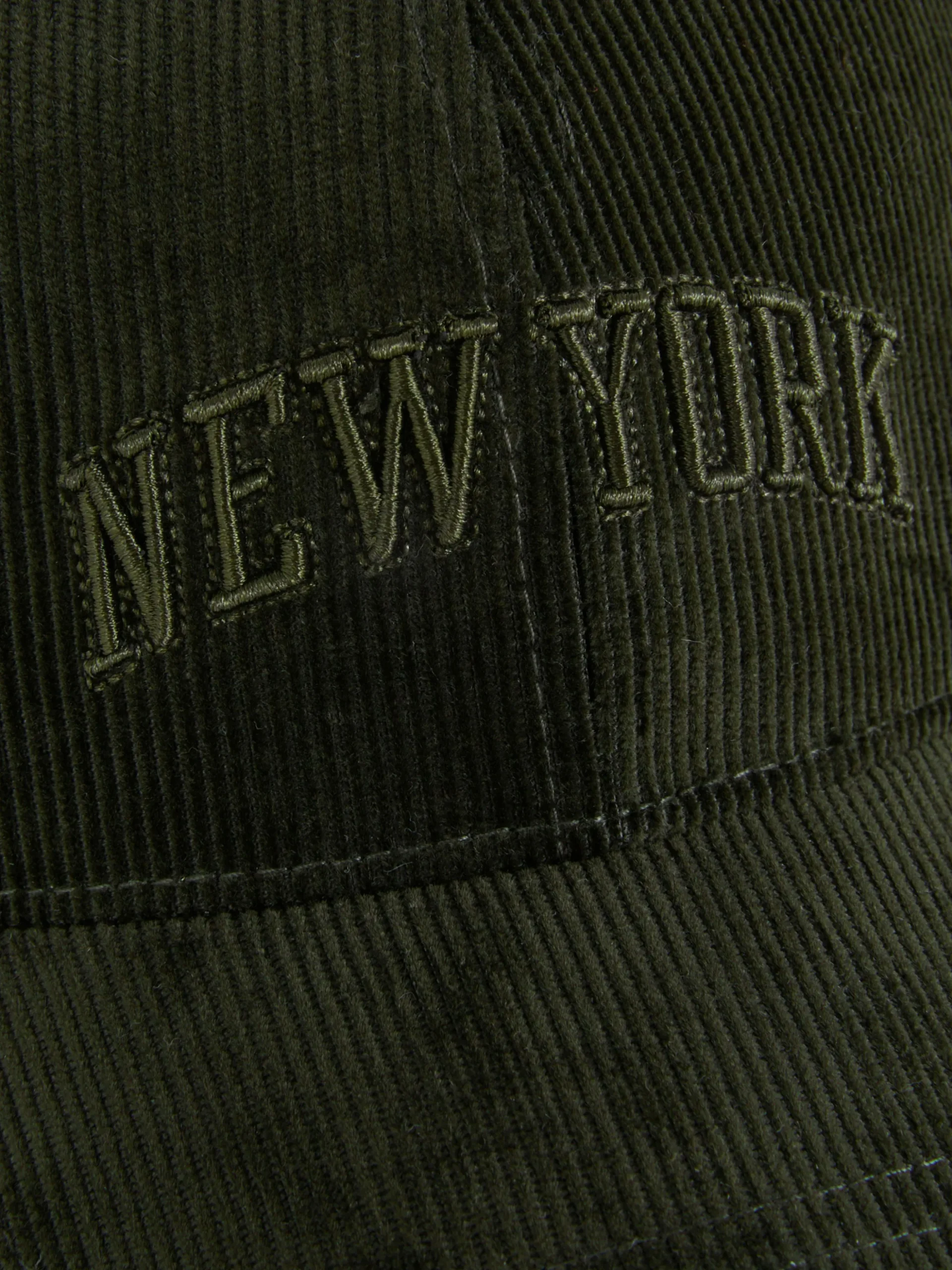 Boné Beisebol Bombazina Bordado