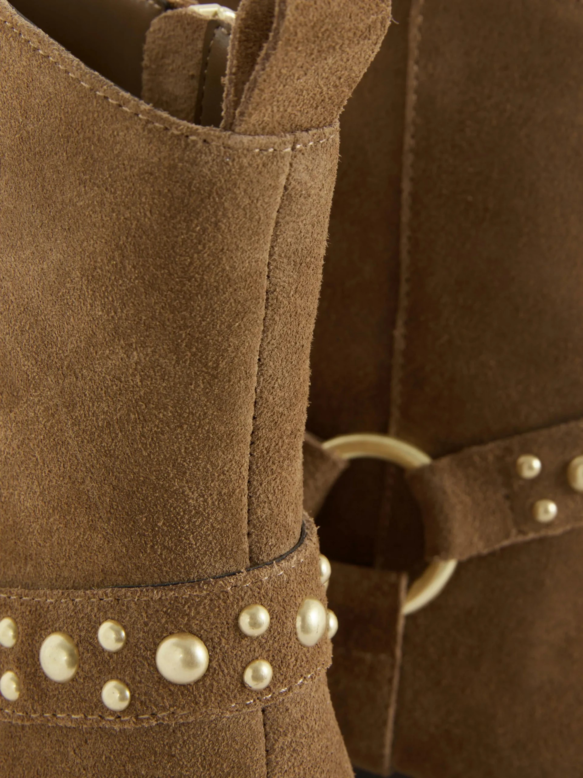 Botins Imitação Camurça Tachas Rita Ora