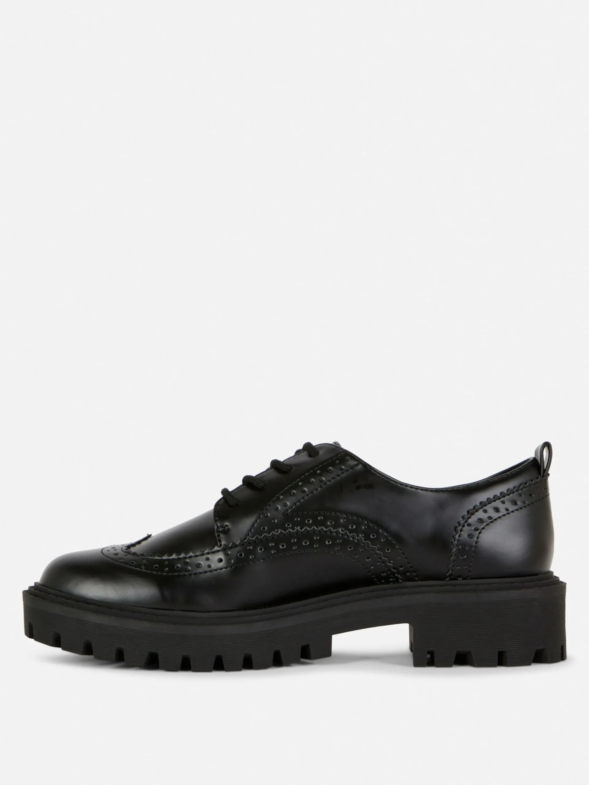 Brogues Atacadores Sola Grossa
