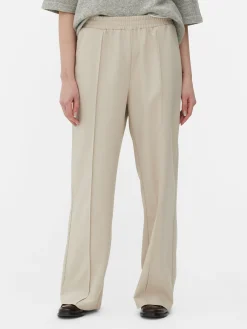 Calças Treino De Tecido Com Detalhes De Costura A Condizer