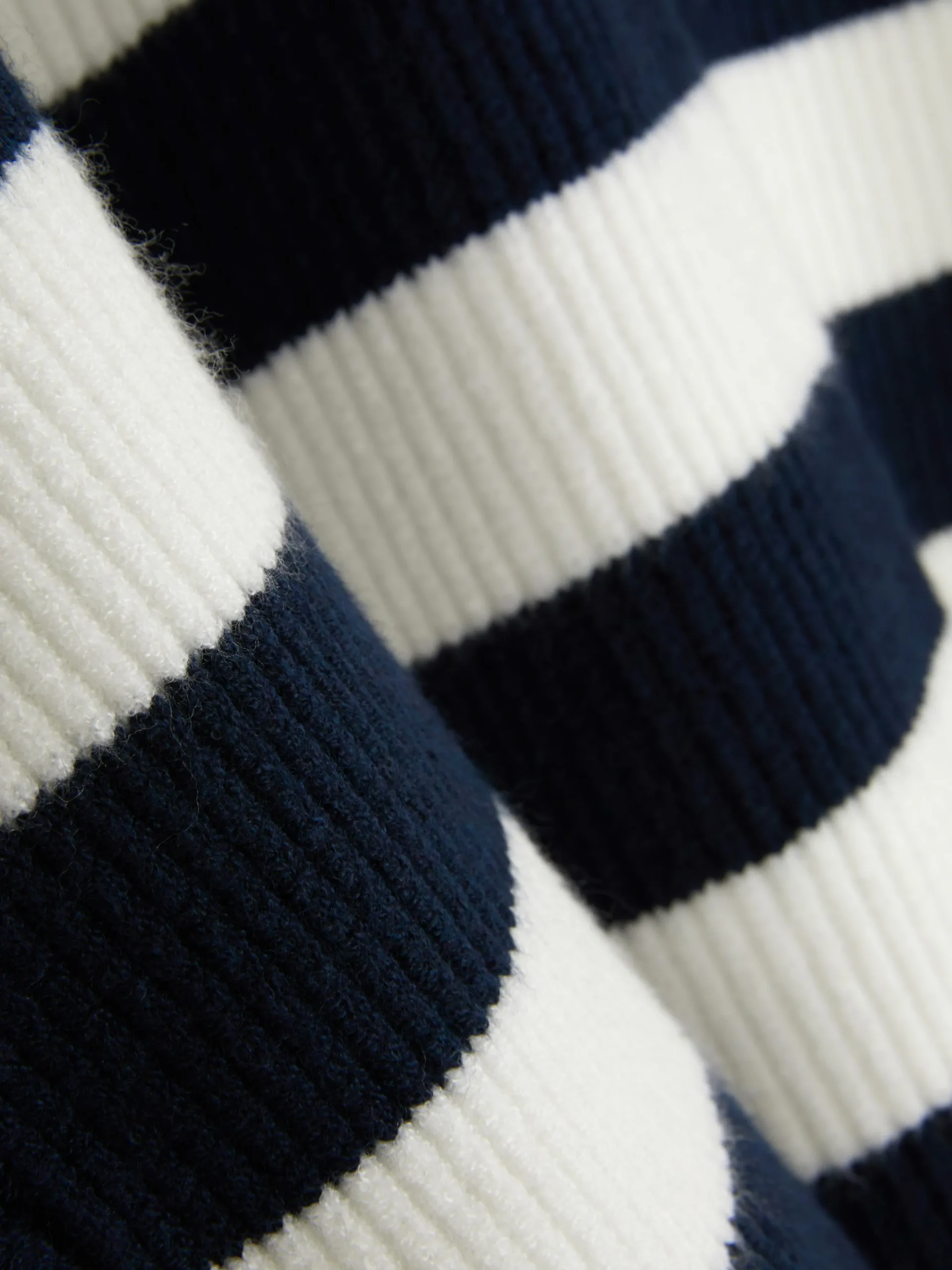 Camisola Malha 1/2 Fecho Correr