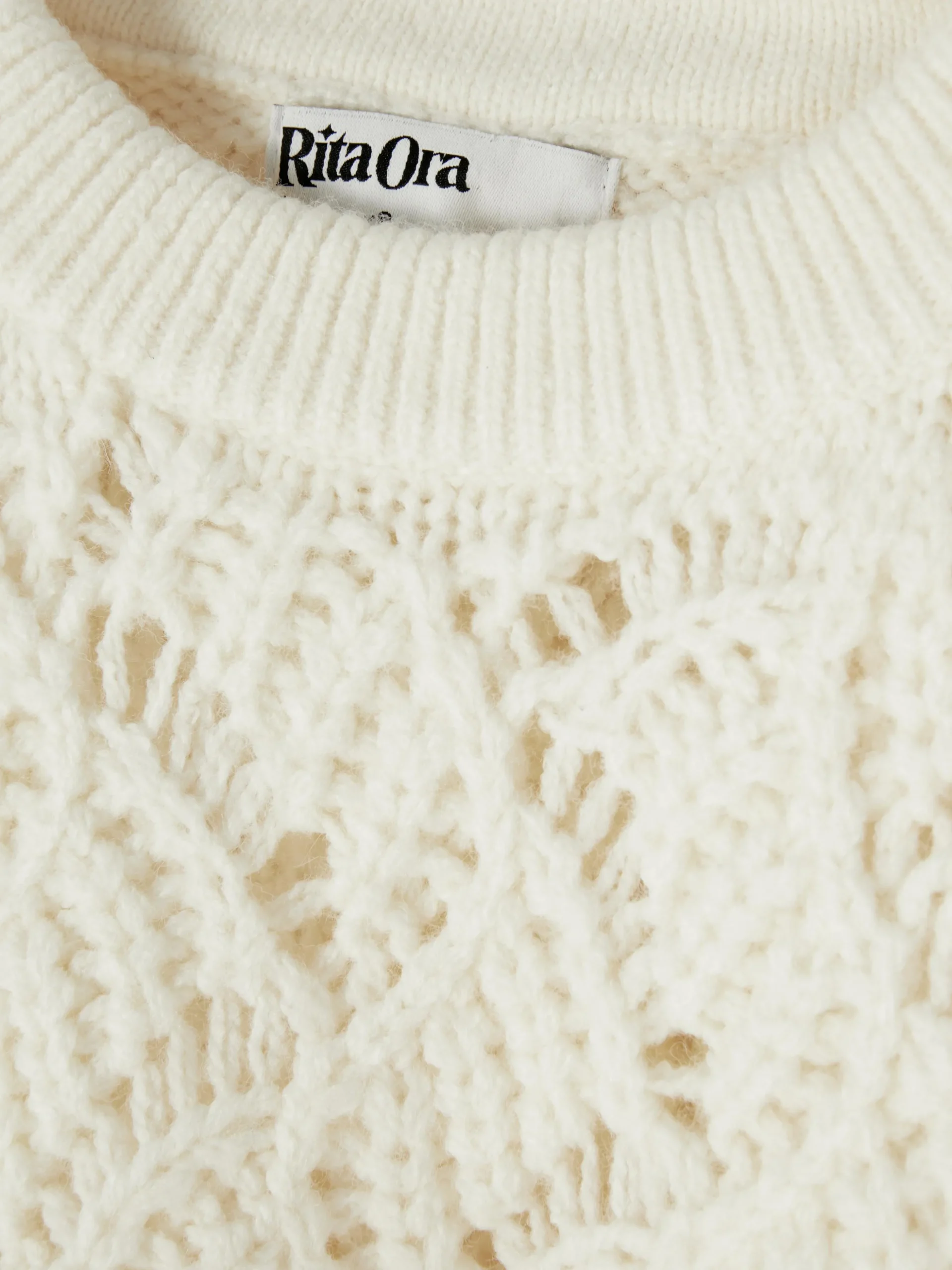 Camisola Malha Entrançada Ponto Aberto Rita Ora