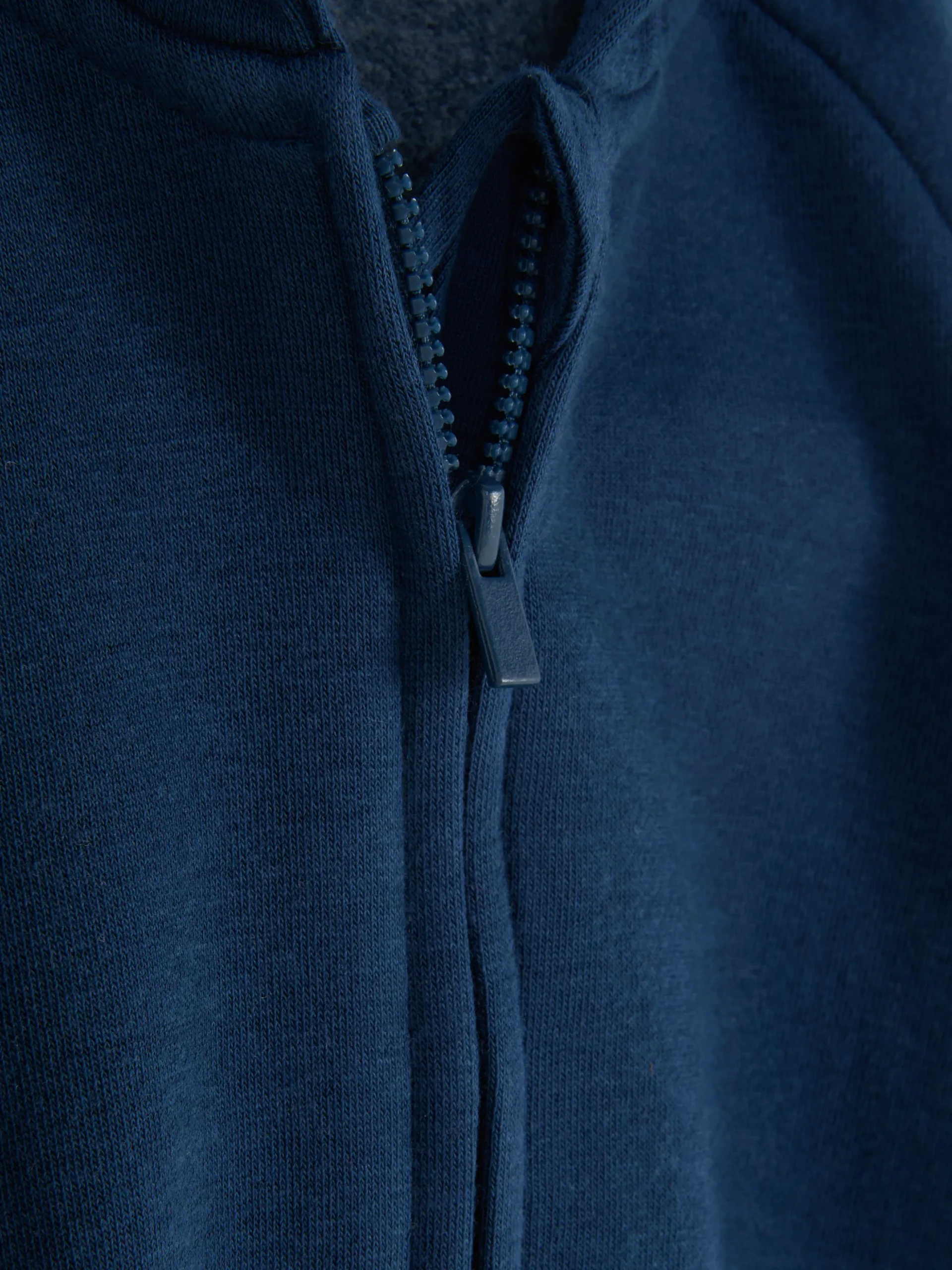 Casaco Capuz Fecho Correr Integral