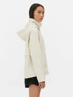 Casaco Impermeável Capuz