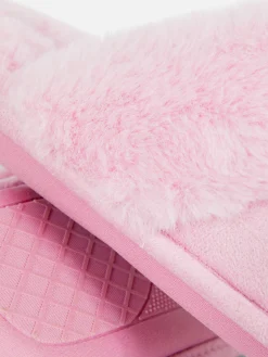 Chinelos De Imitação De Camurça