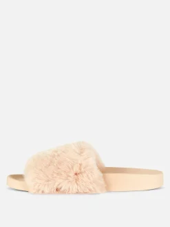 Chinelos Em Imitação De Pelo