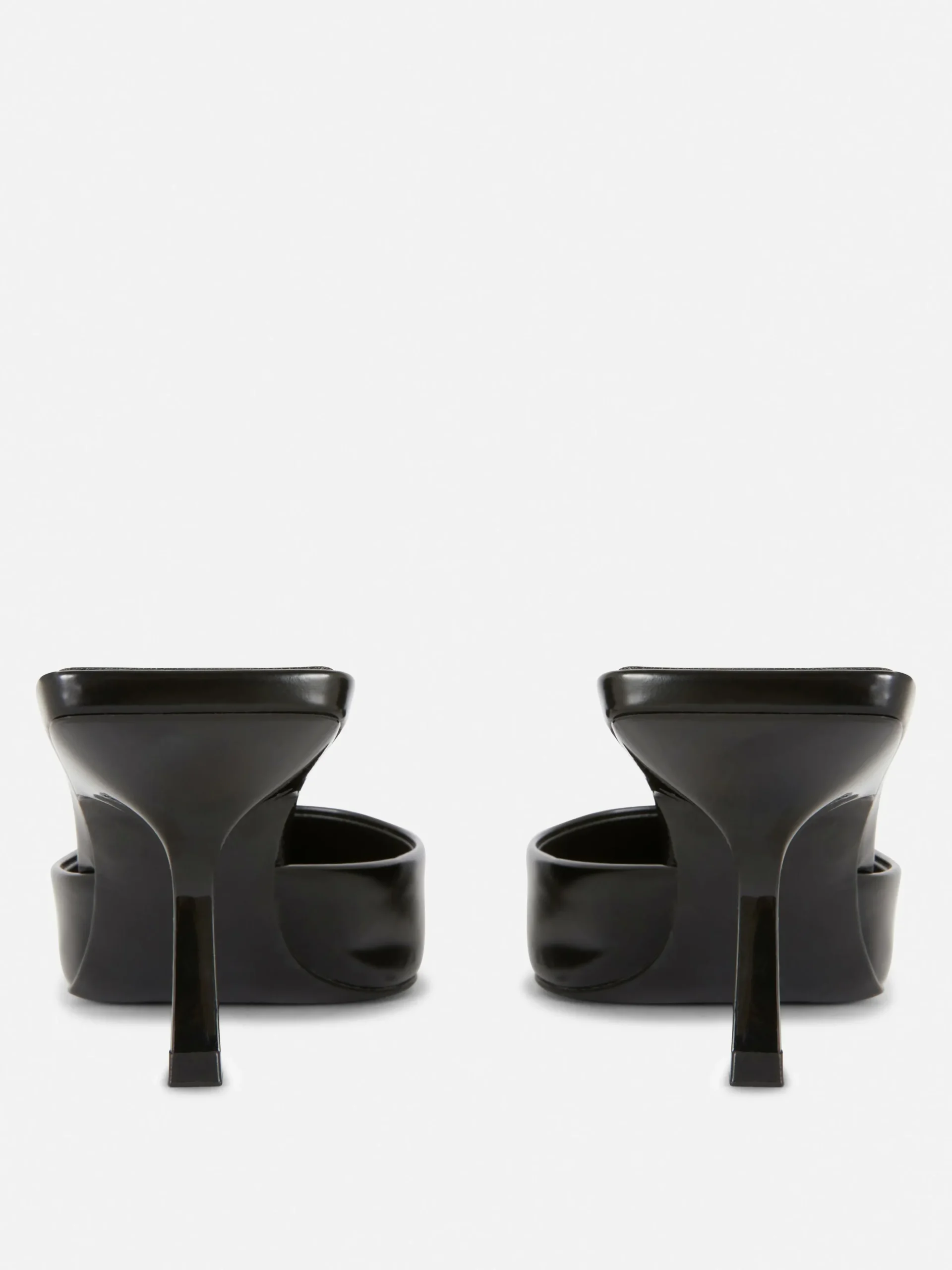 Chinelos Pontiagudos Salto Médio