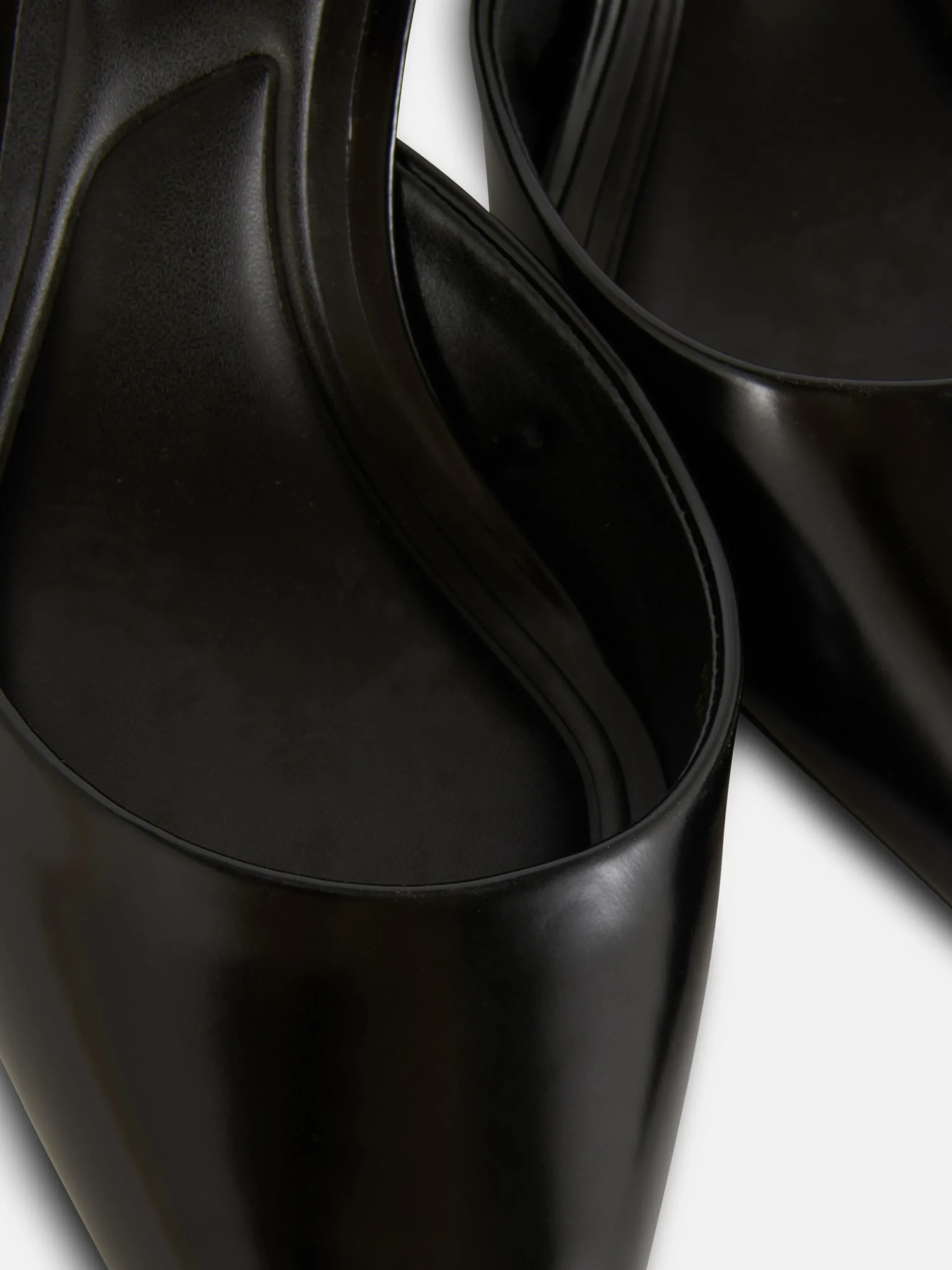 Chinelos Pontiagudos Salto Médio