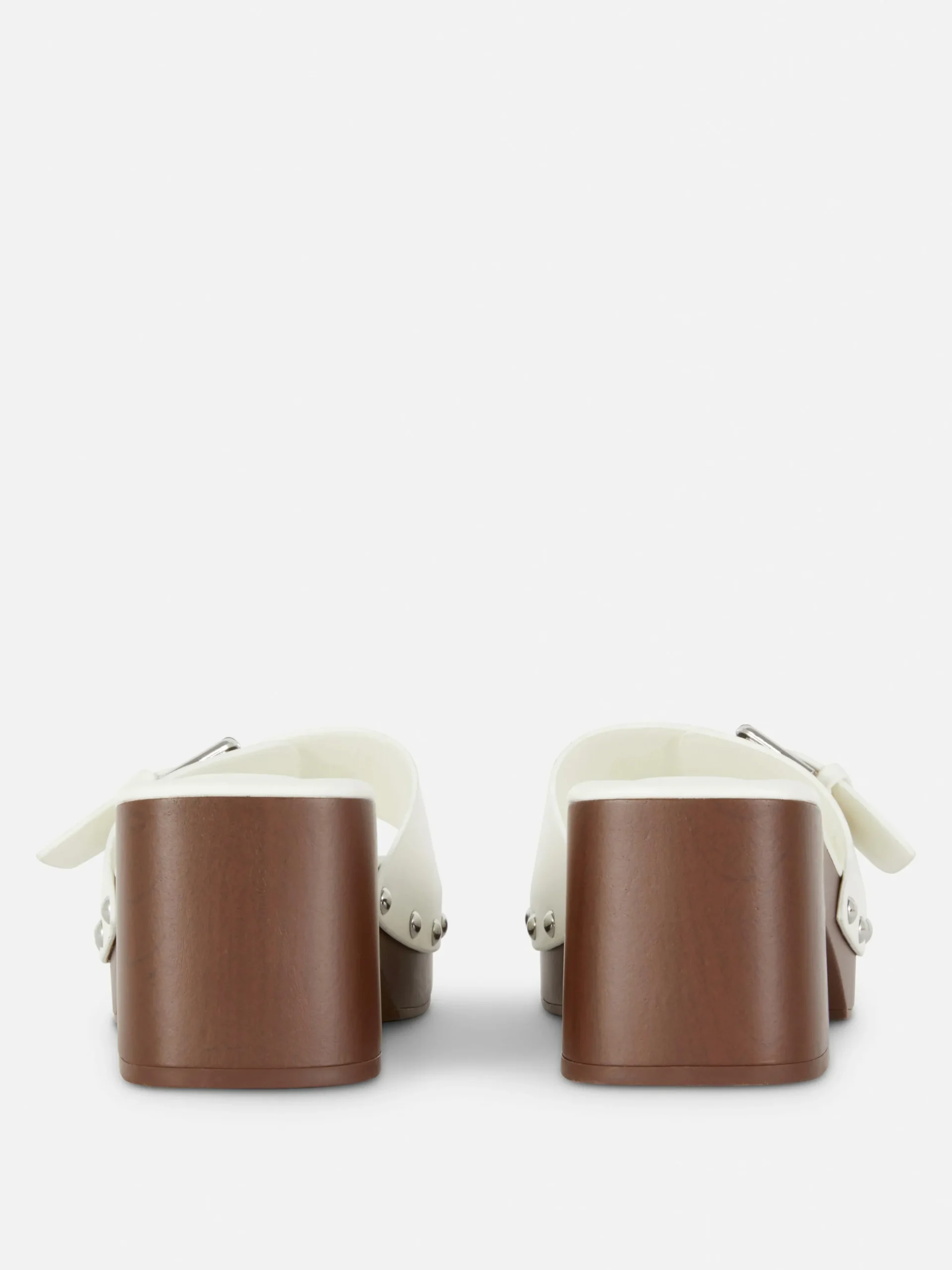 Chinelos Tipo Socas Tacão Rita Ora