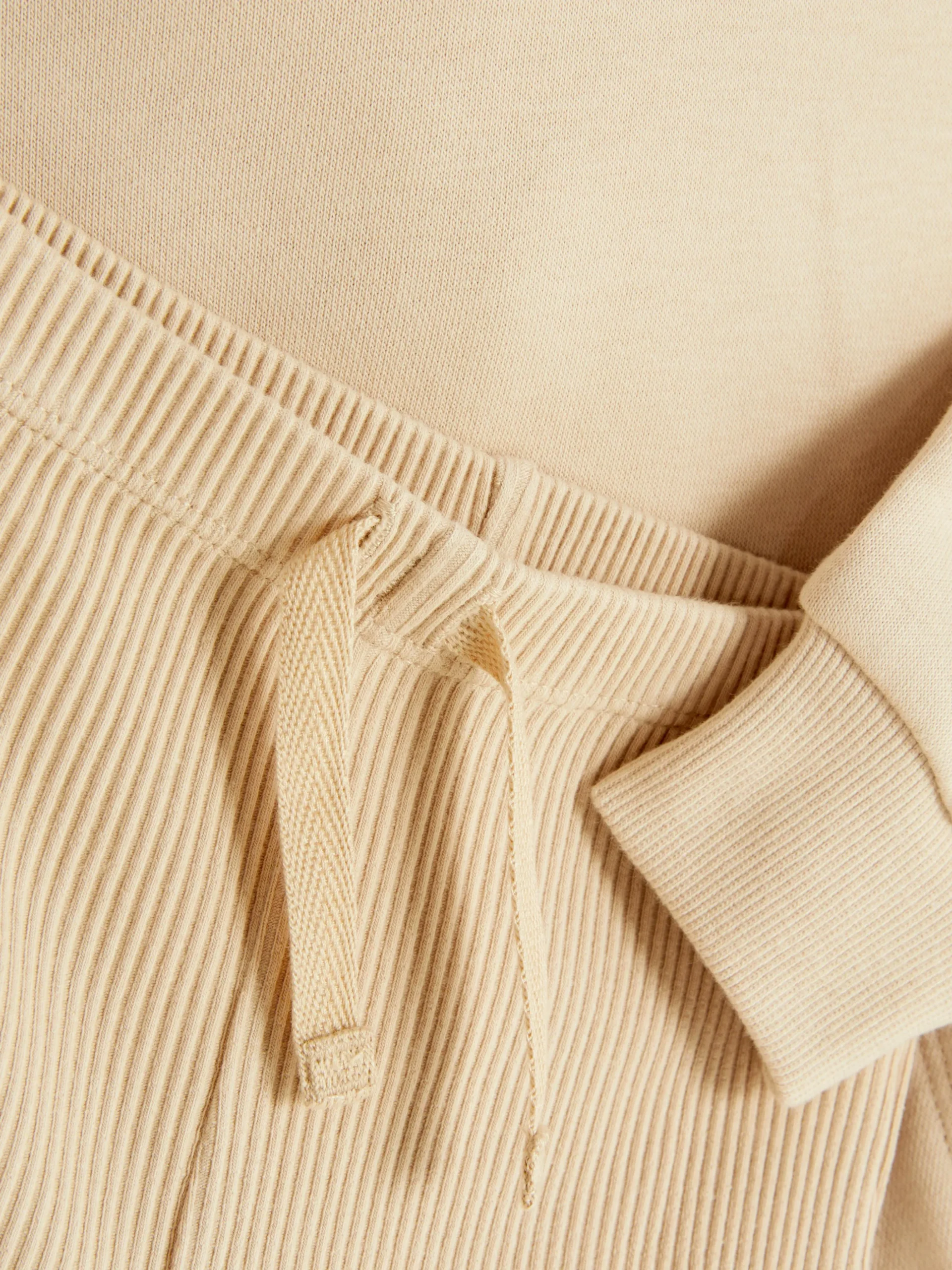 Conjunto Coordenado Camisola Capuz/leggings