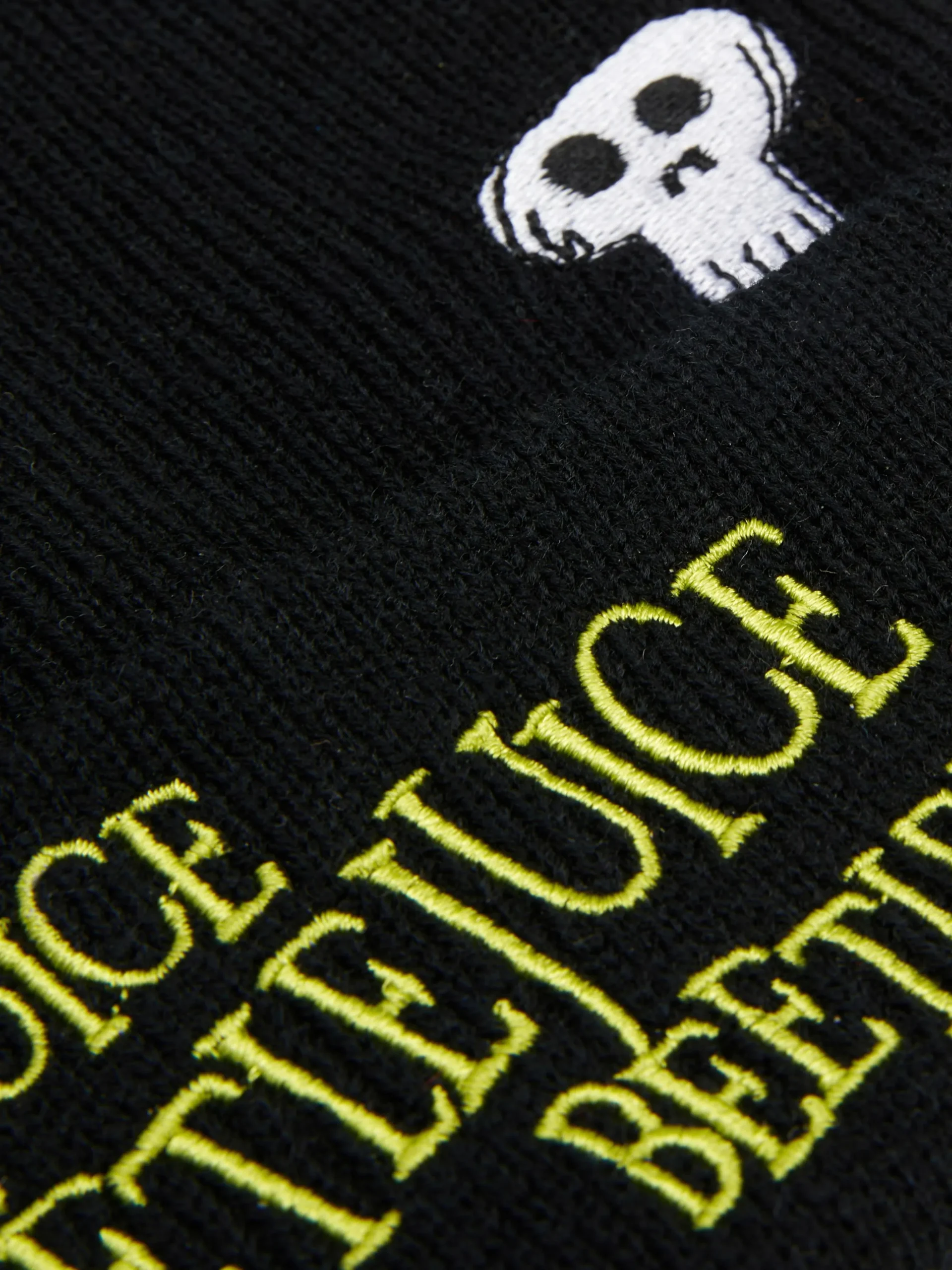 Gorro Malha Beetlejuice