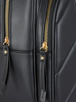 Mochila Acolchoada Imitação Pele