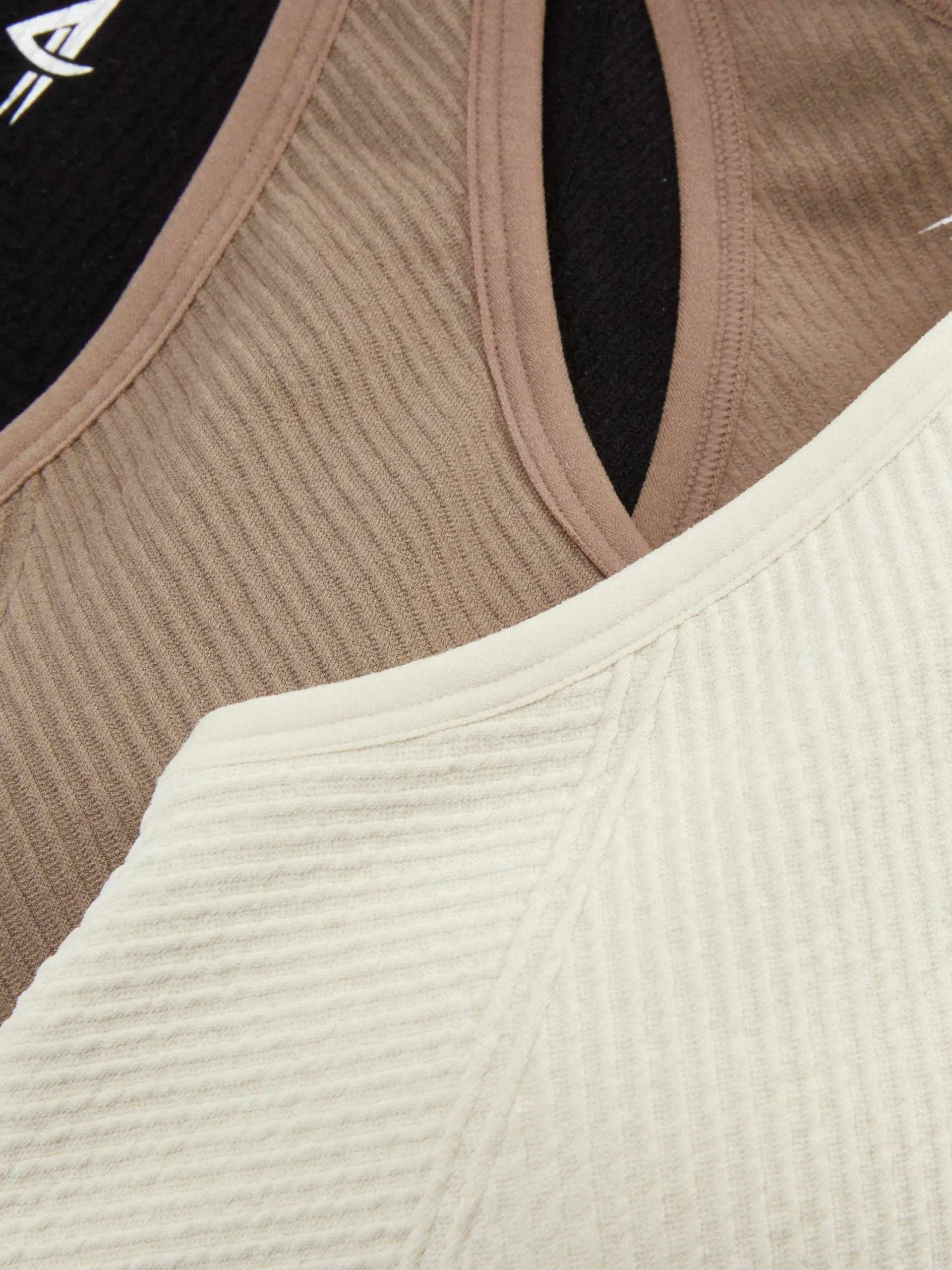 Pack 3 Sutiãs Desportivos S/costuras