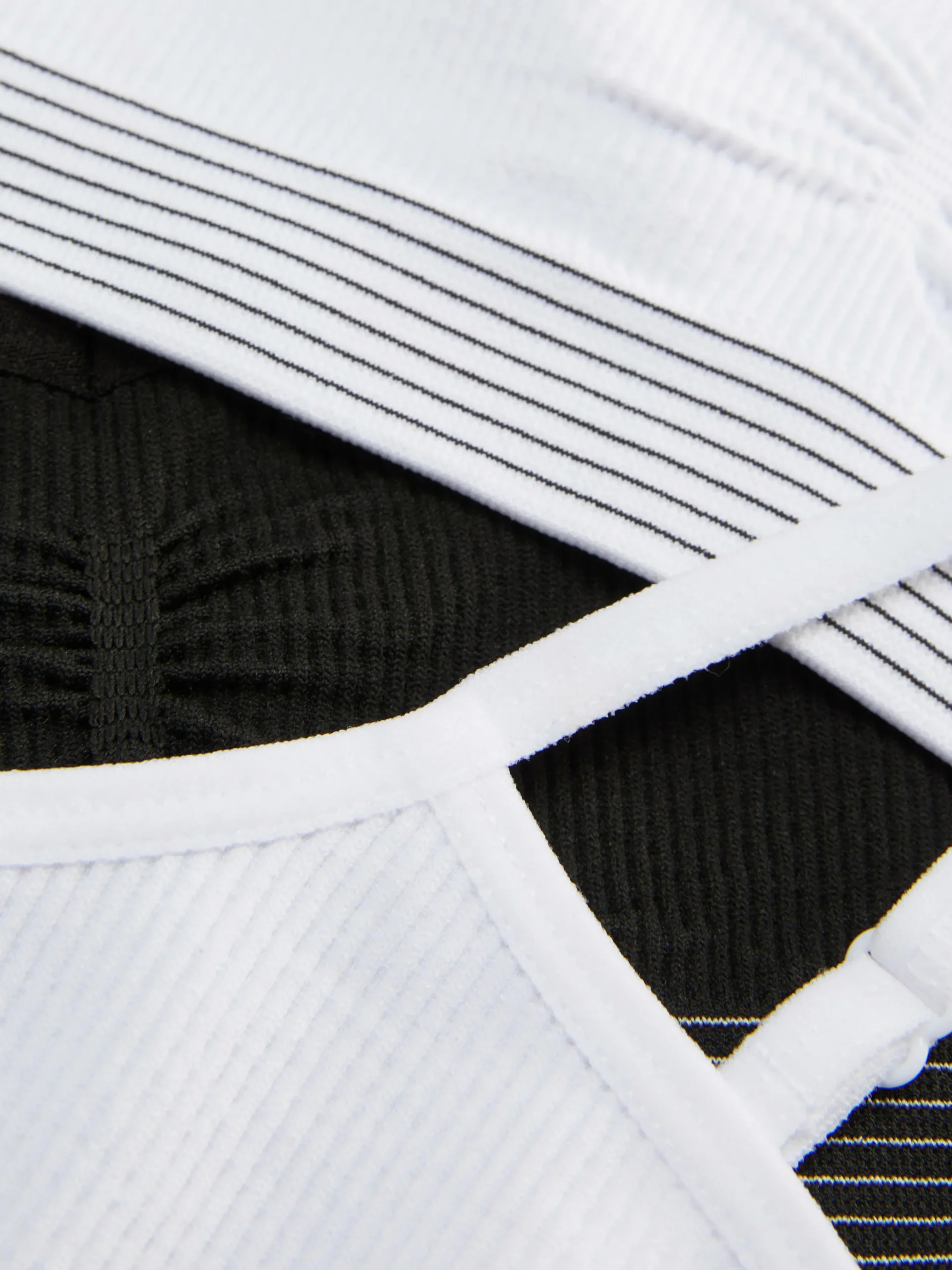 Pack 3 Tops Curtos Camisola