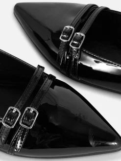 Sabrinas Biqueira Pontiaguda Verniz