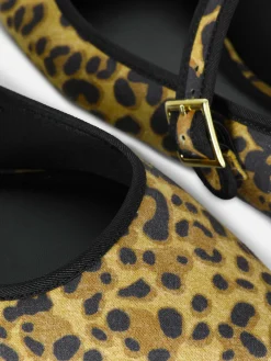 Sabrinas Mary Jane Padrão Leopardo