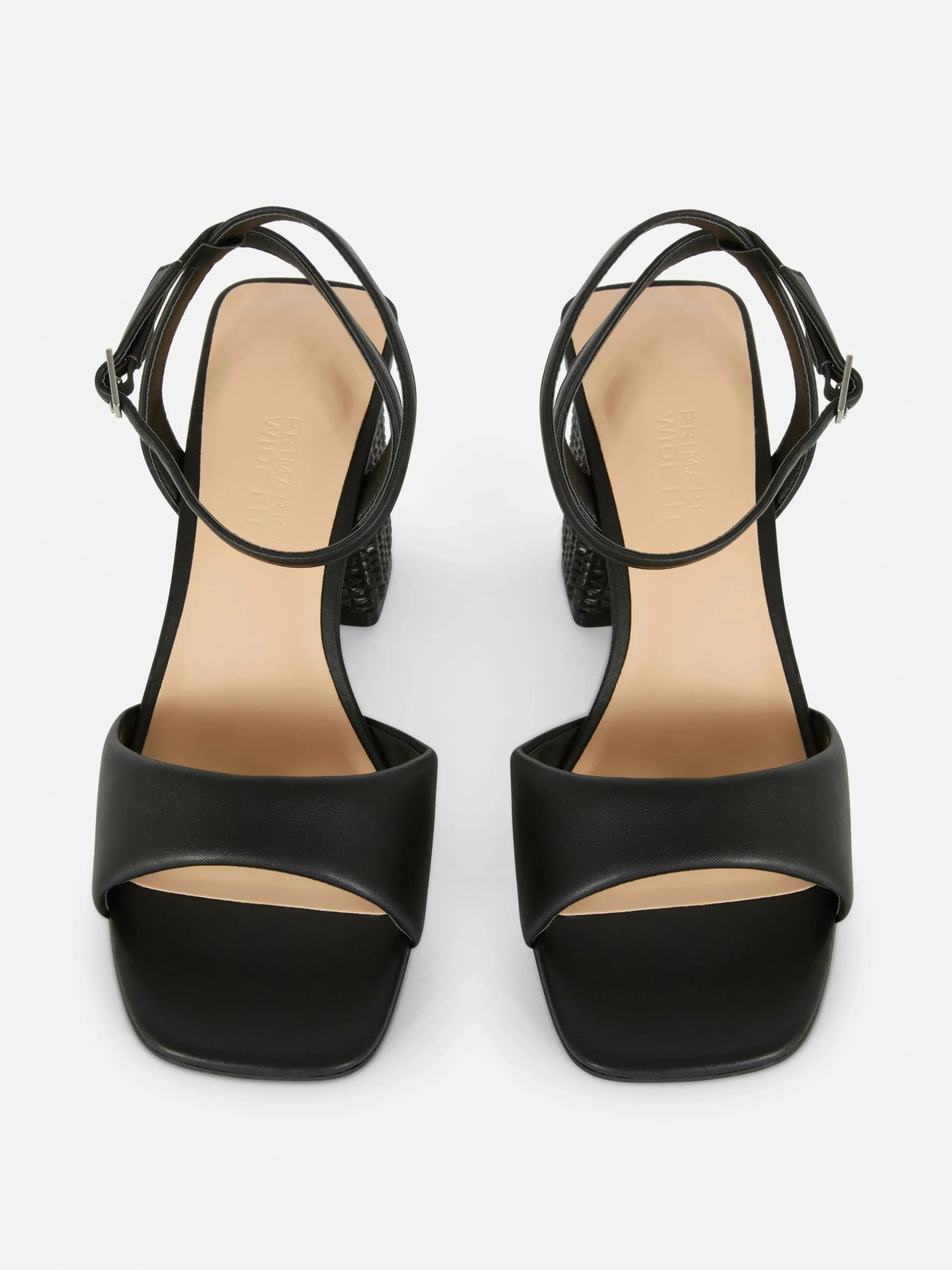 Sandálias Salto Ráfia Modelo Largo