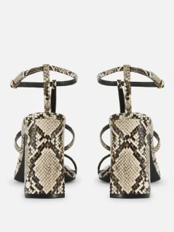 Sandálias Tacão Tiras T Rita Ora