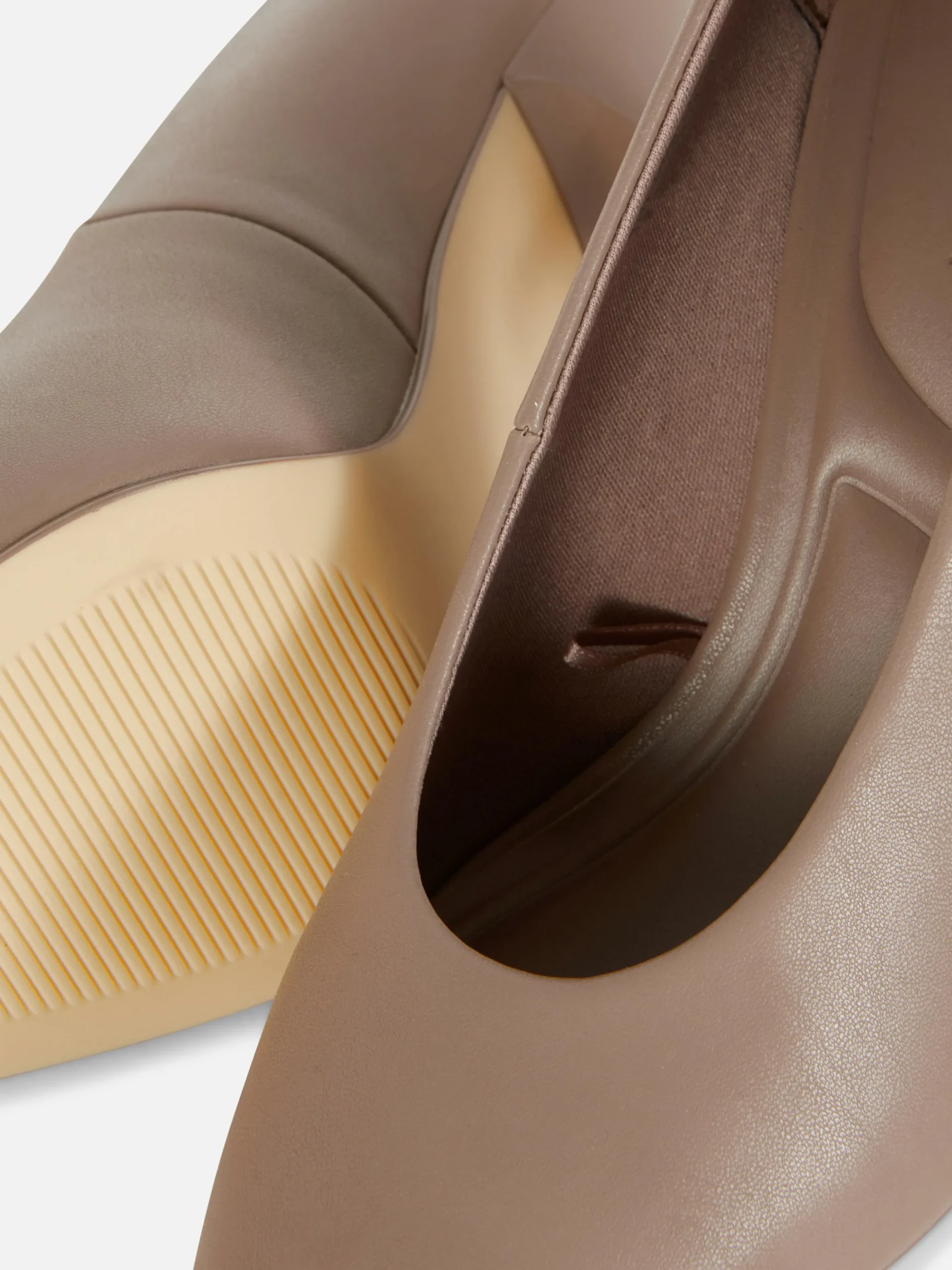 Sapatos Salto Agulha