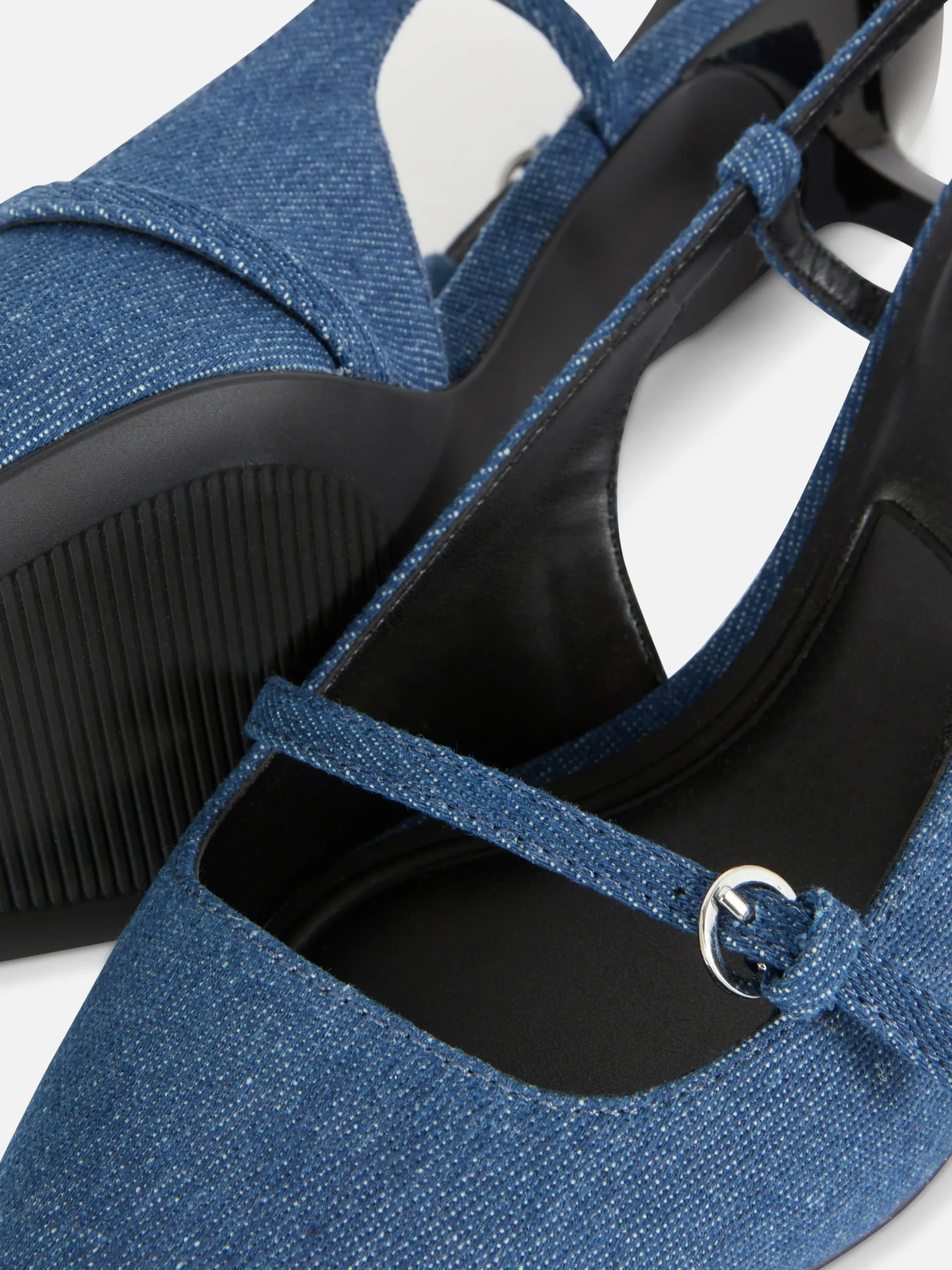 Sapatos Salto Kitten Fivela