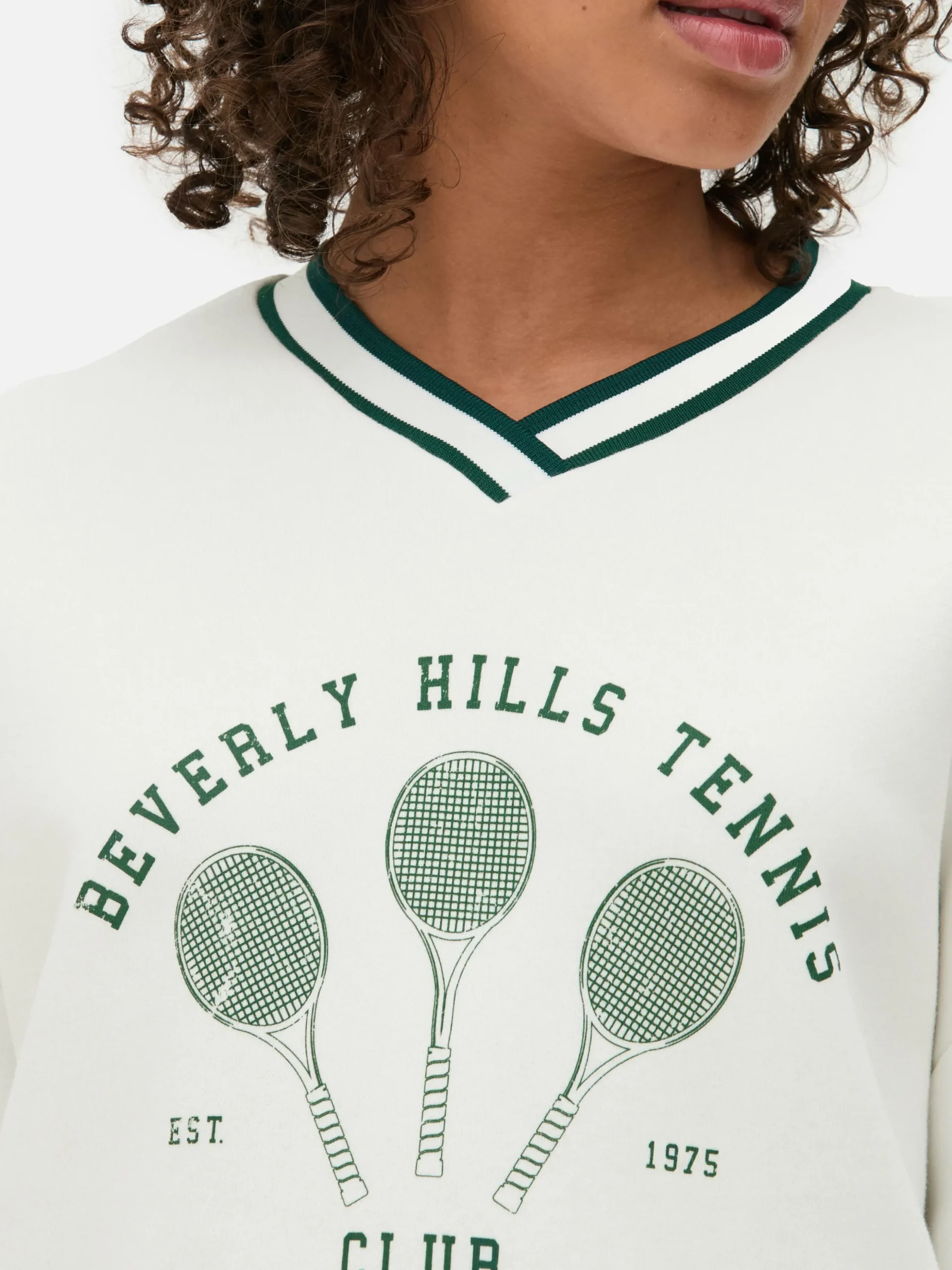 Ténis Camisola Decote V