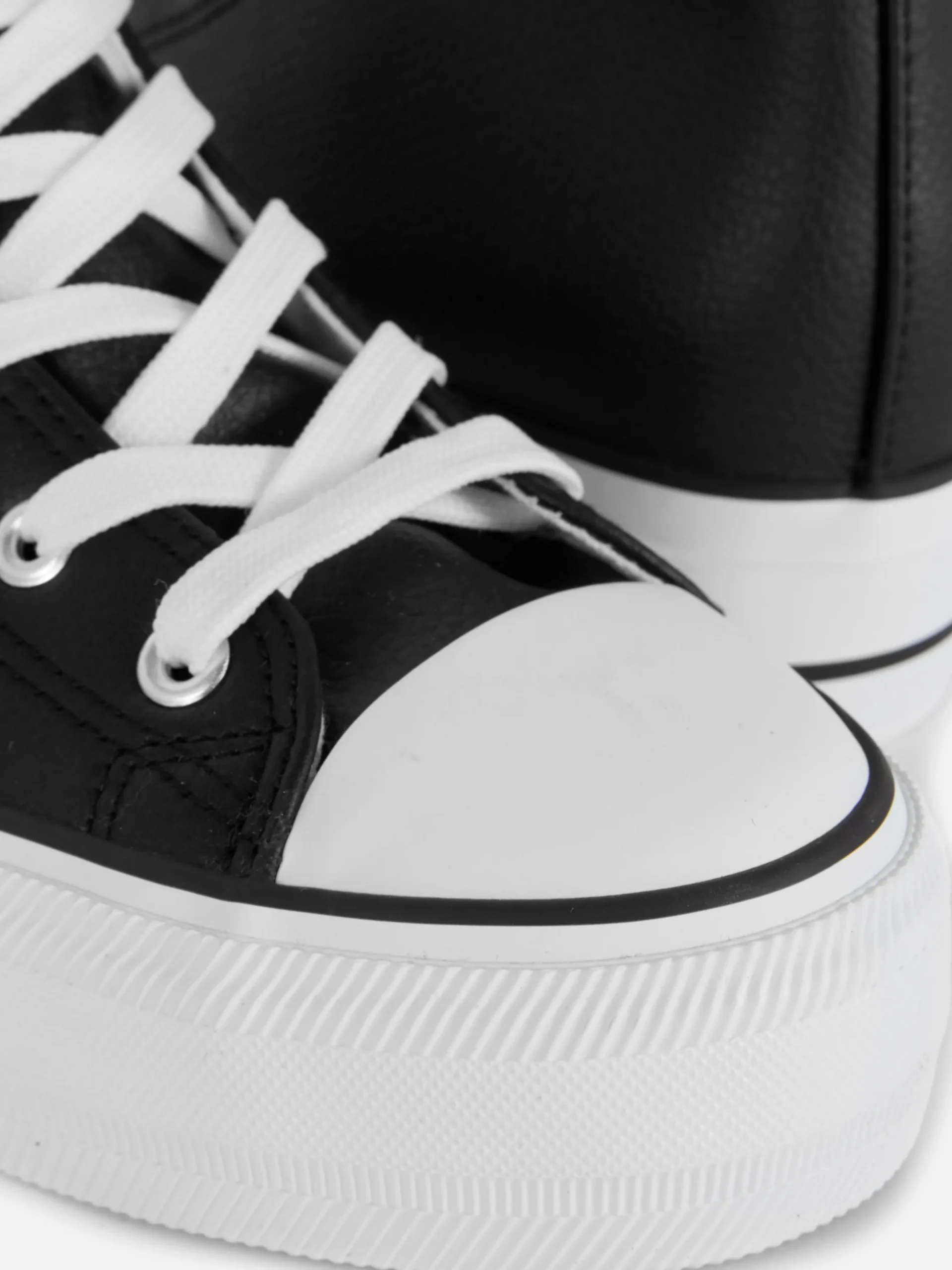 Ténis Cano Alto Plataforma Imitação Pele