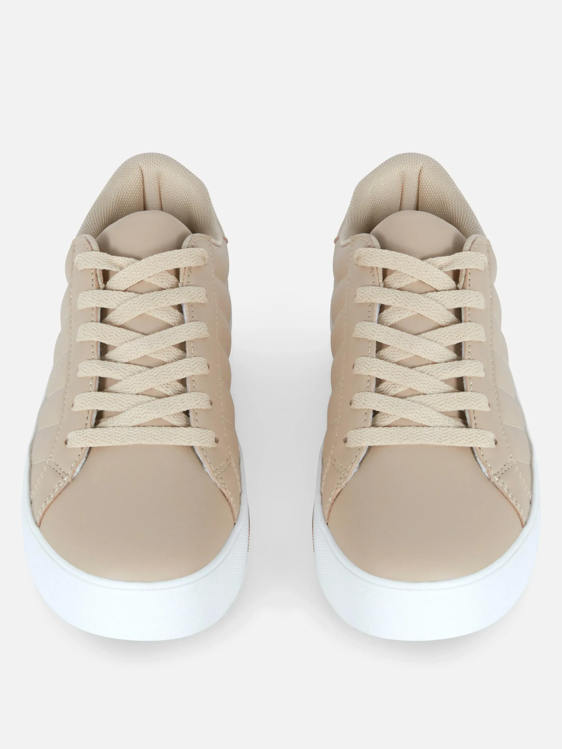 Ténis Cano Baixo Detalhes Brilhantes