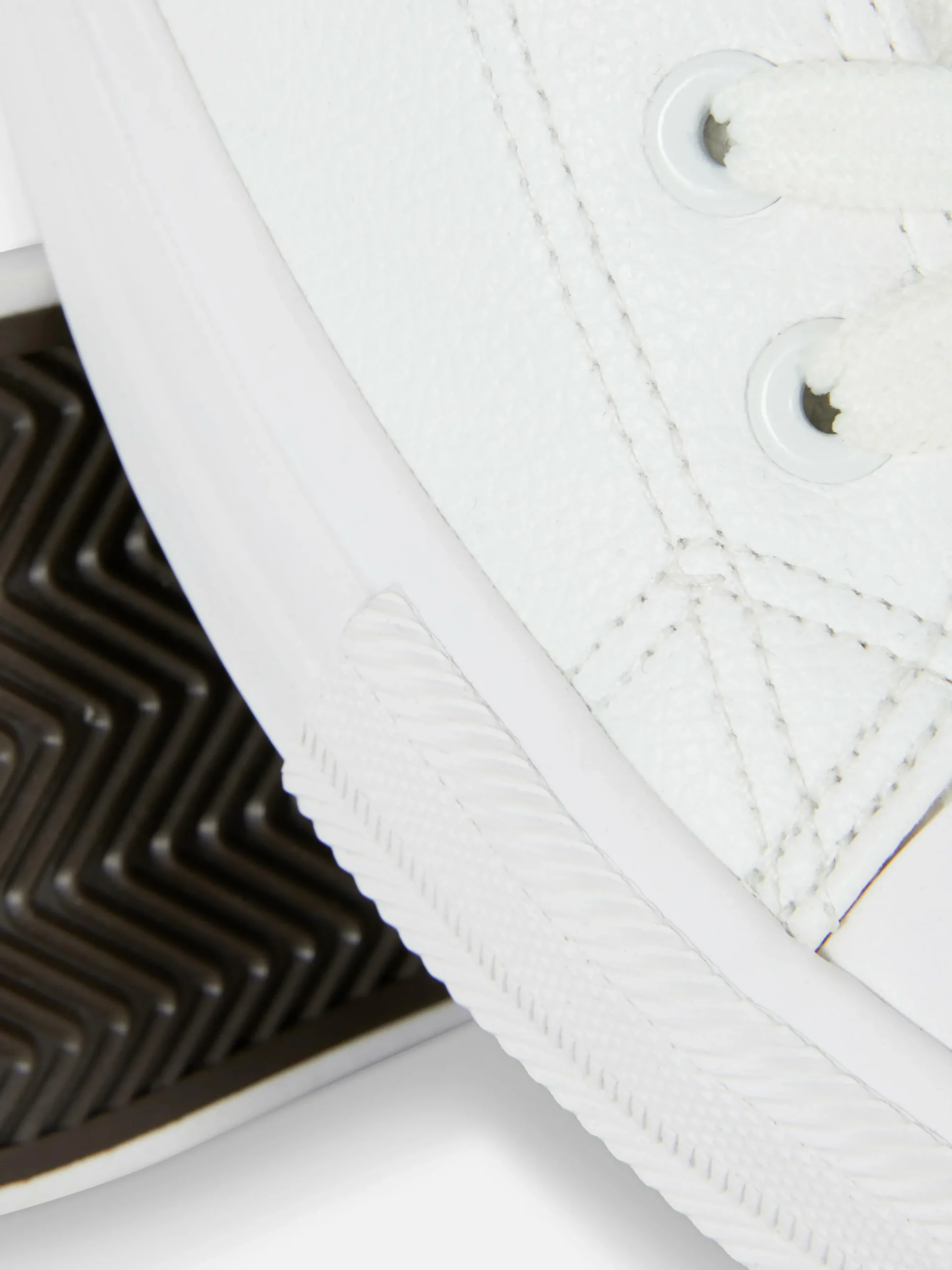 Ténis Cano Baixo Imitação Pele