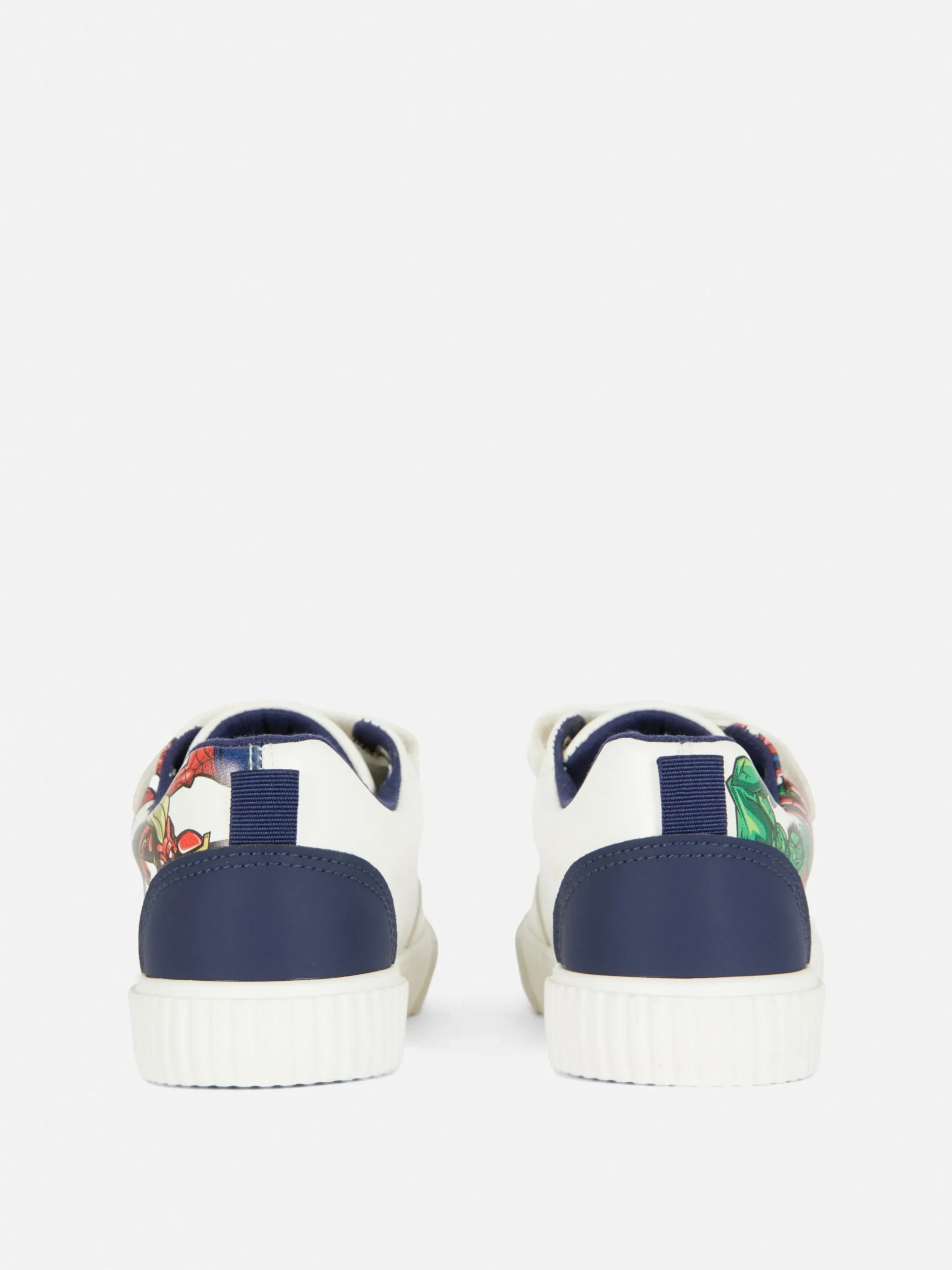 Ténis Cano Baixo Marvel Vingadores