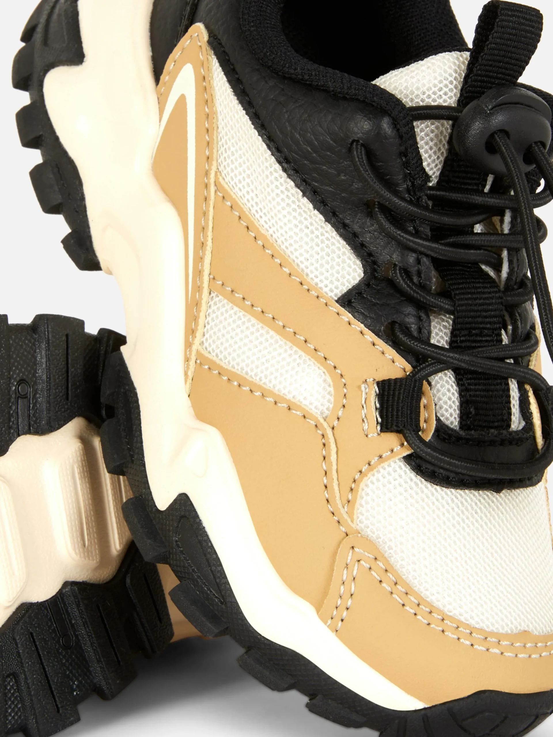 Ténis Cano Baixo Sola Grossa