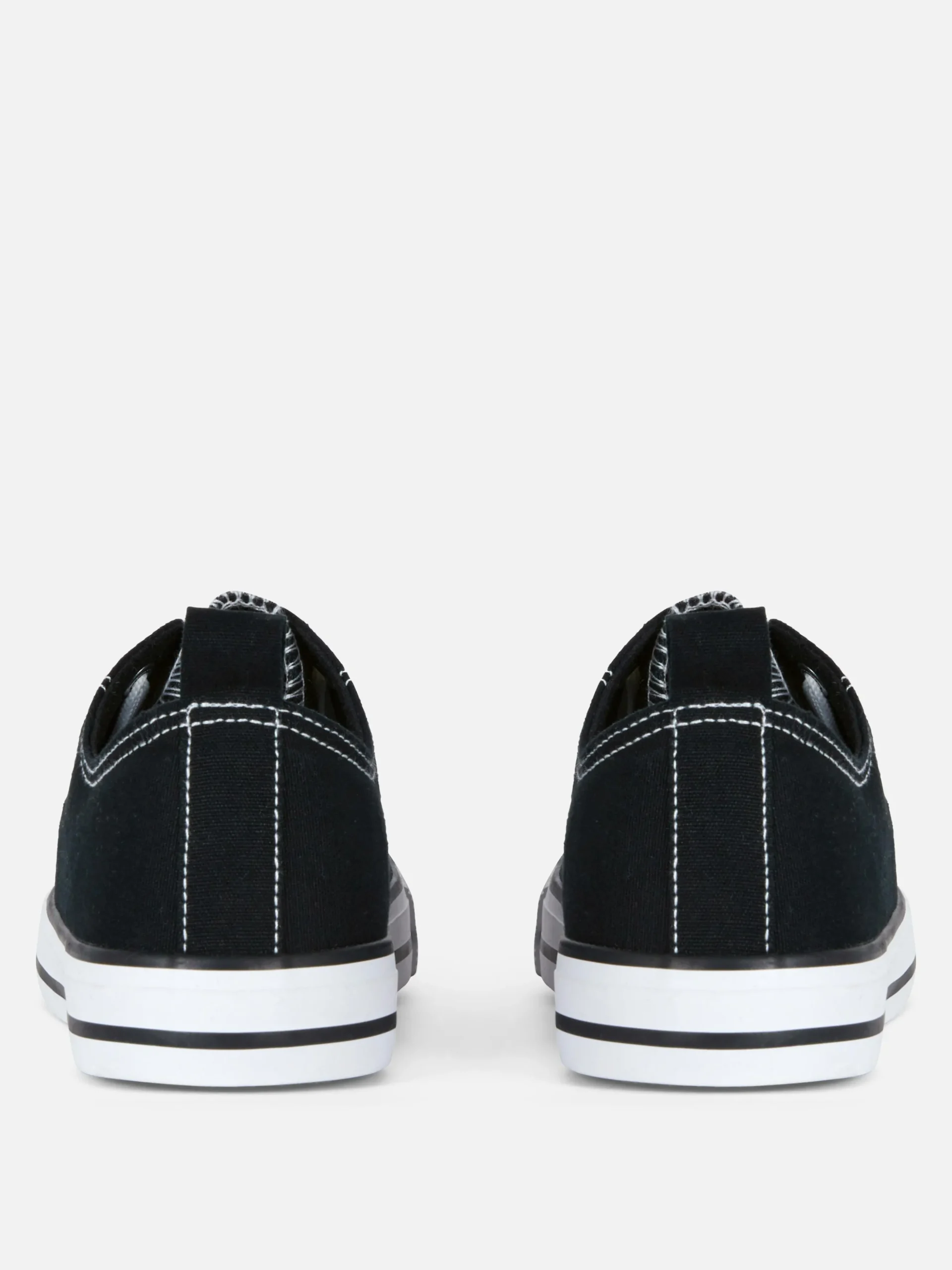 Ténis Clássicos Cano Baixo Lona