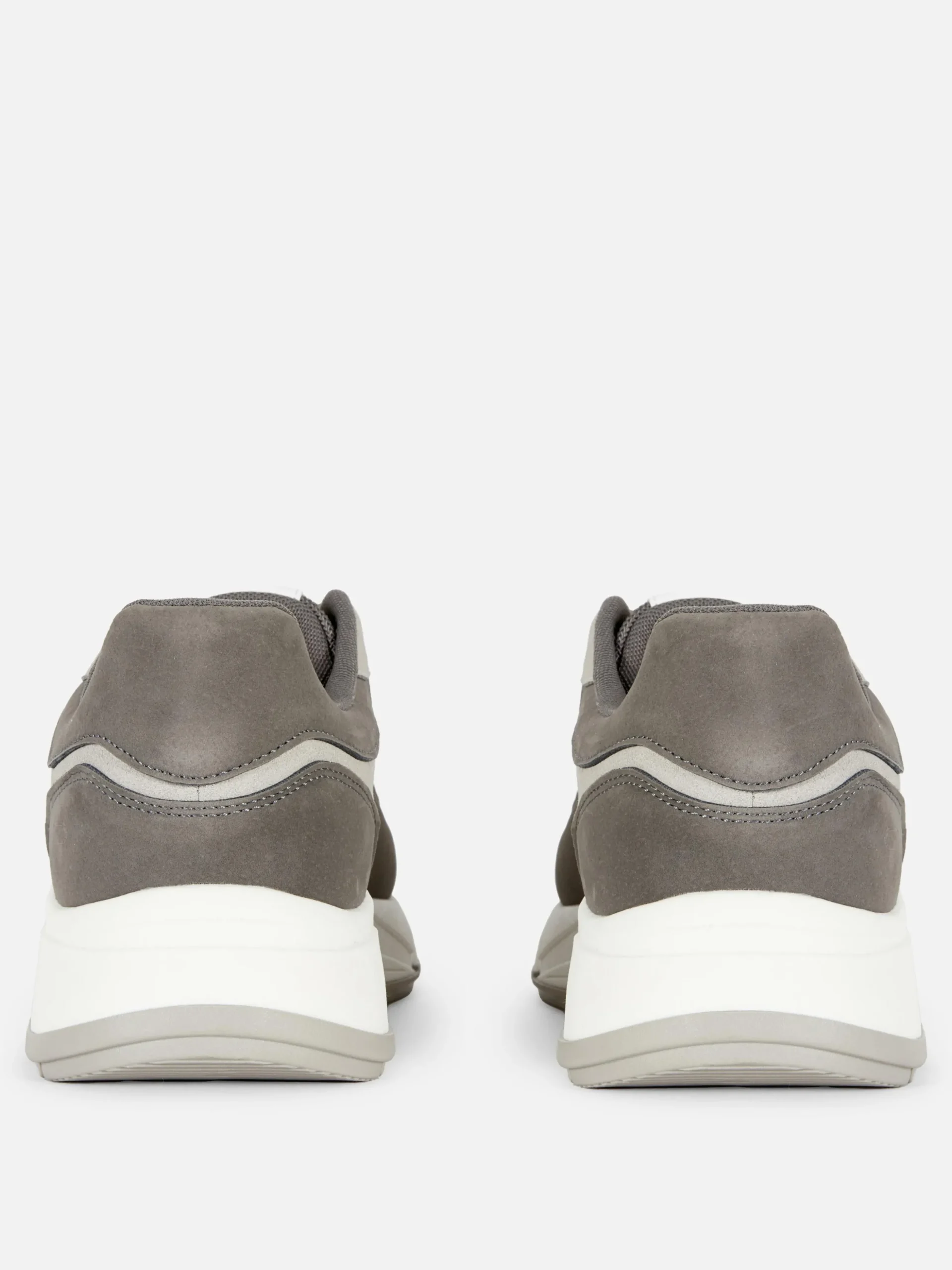 Ténis Grossos Painéis