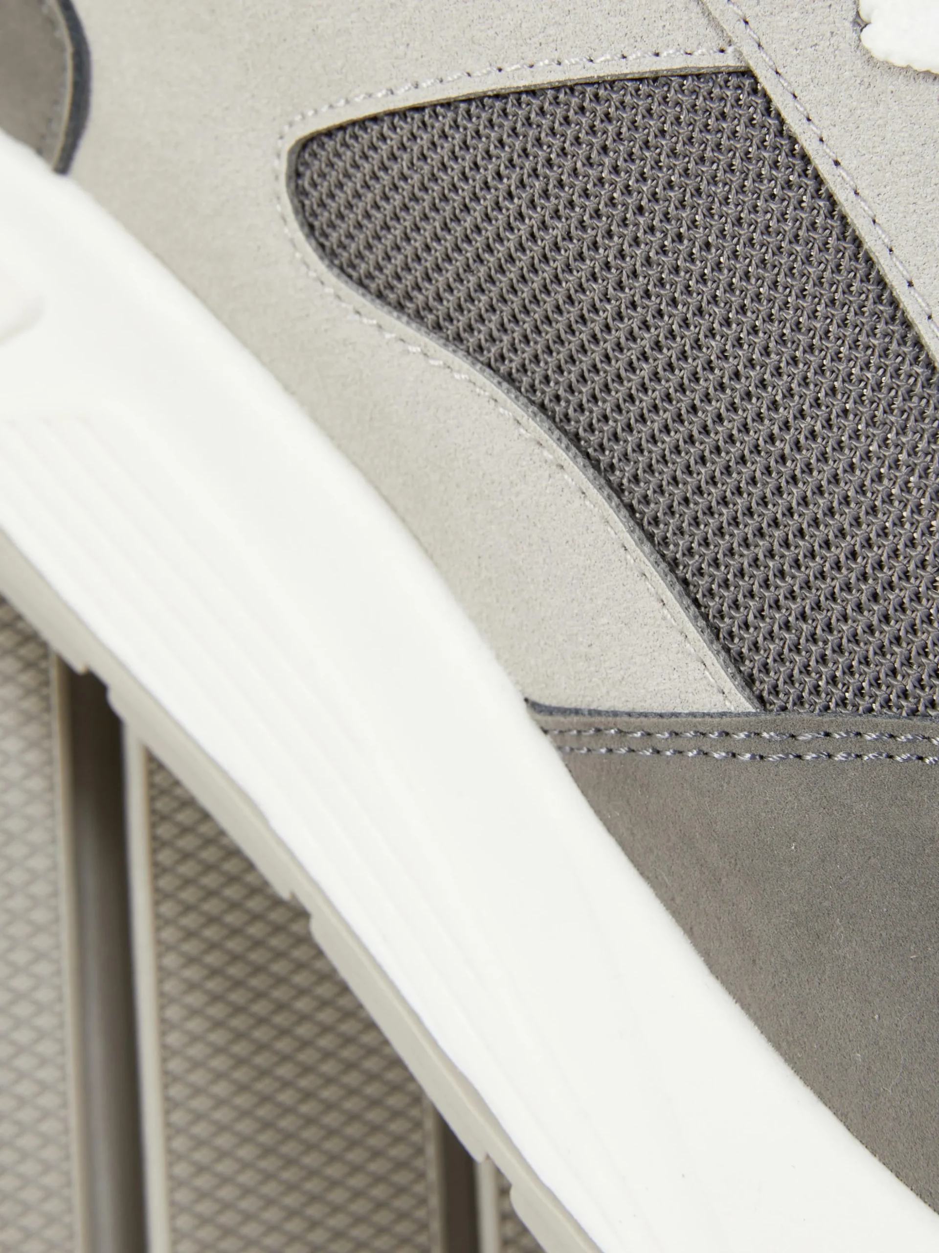 Ténis Grossos Painéis