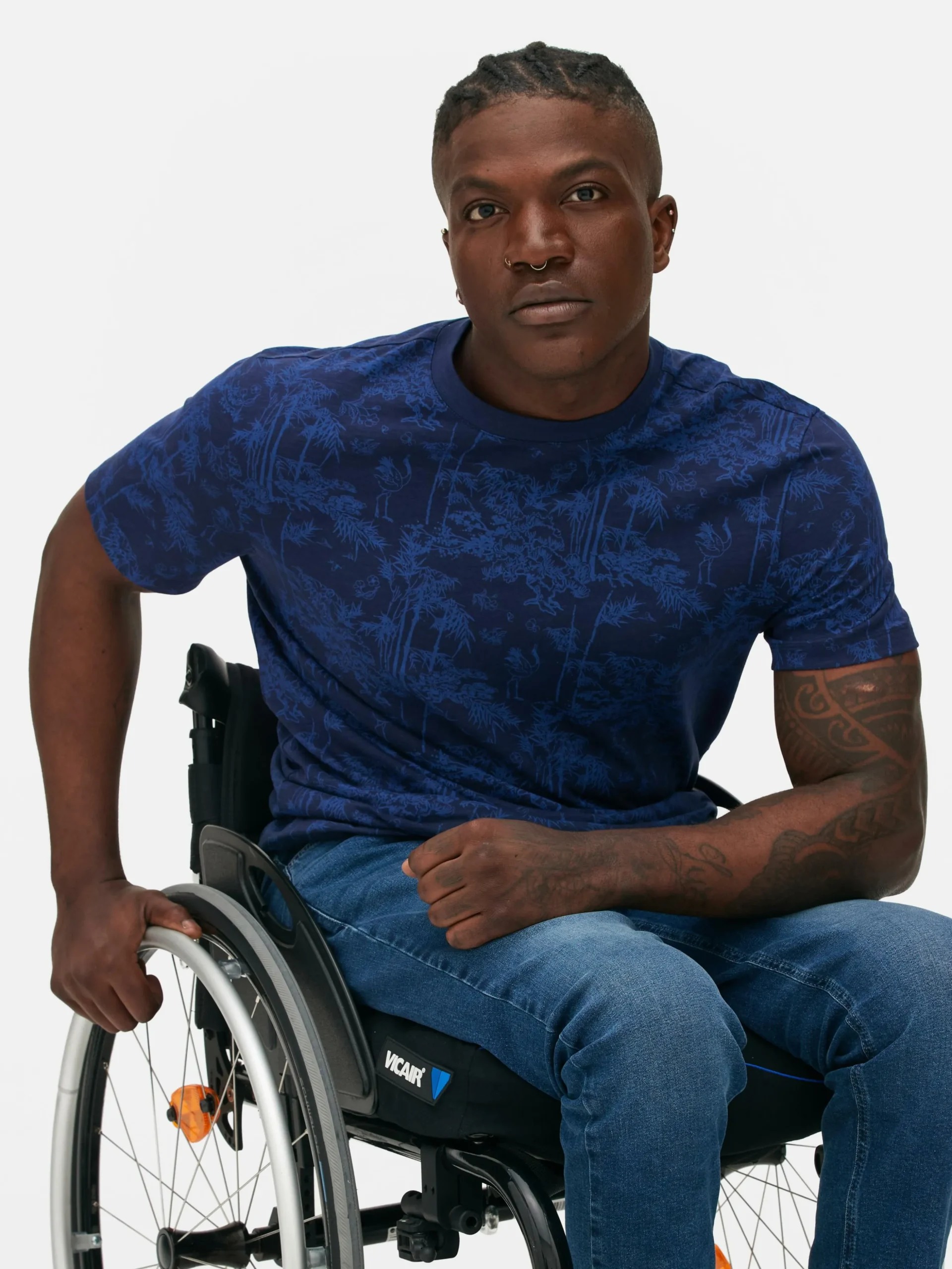 T-shirt Gola Redonda árvores Japonesas